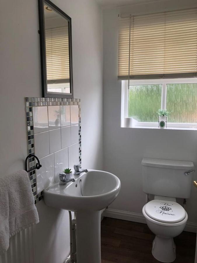 Bluebell House 2 Bedroom With Parking And Garden Scunthorpe Exterior photo